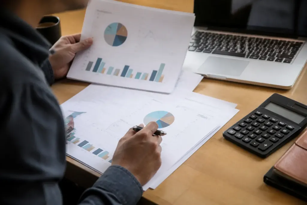 feuille calcul montrant ratios stocks et dettes